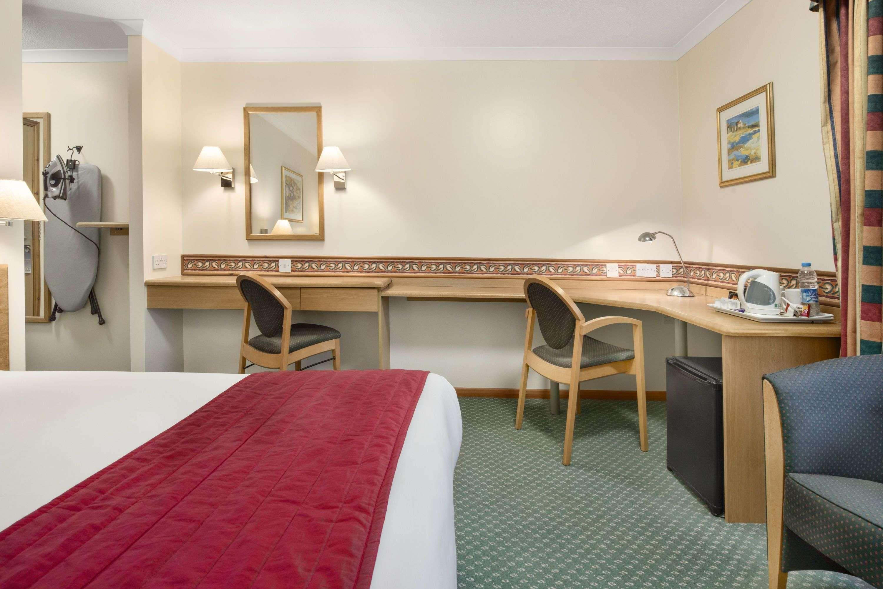 Days Inn By Wyndham Donington Castle Donington Εξωτερικό φωτογραφία